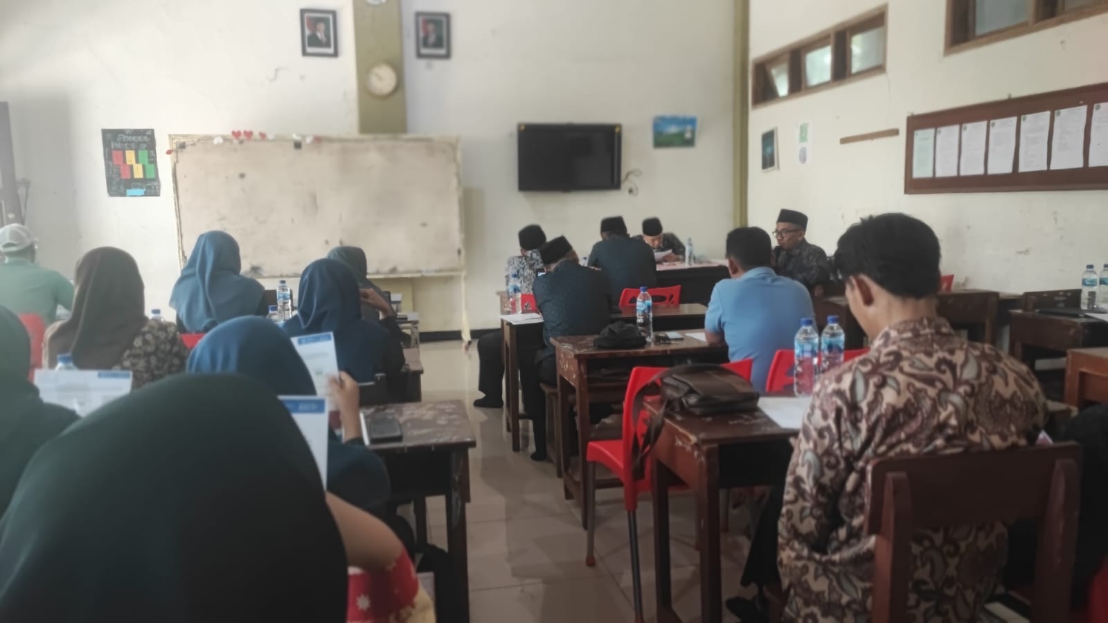 Rapat Dinas MTs Maarif Sukorejo Tekankan Kesadaran Guru dan Penguatan KBC